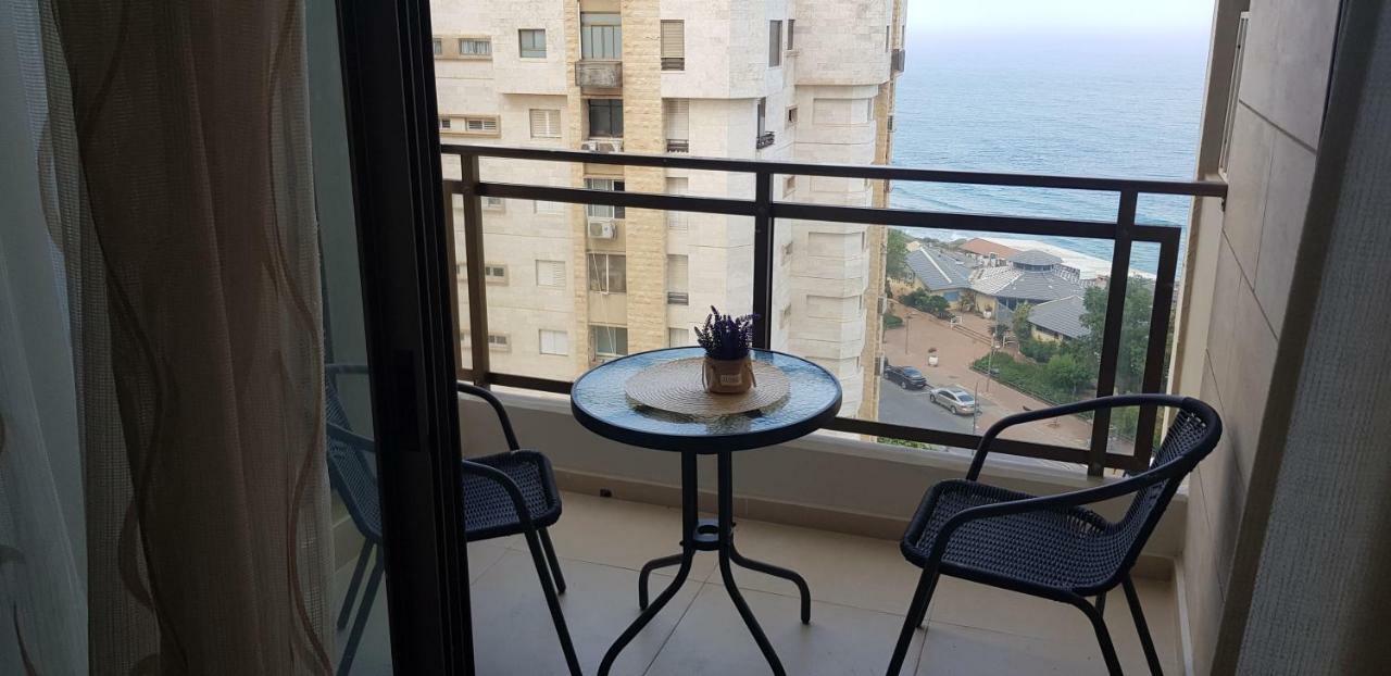 2 Bdr Nitza Appartment With Balkony Netanya Esterno foto